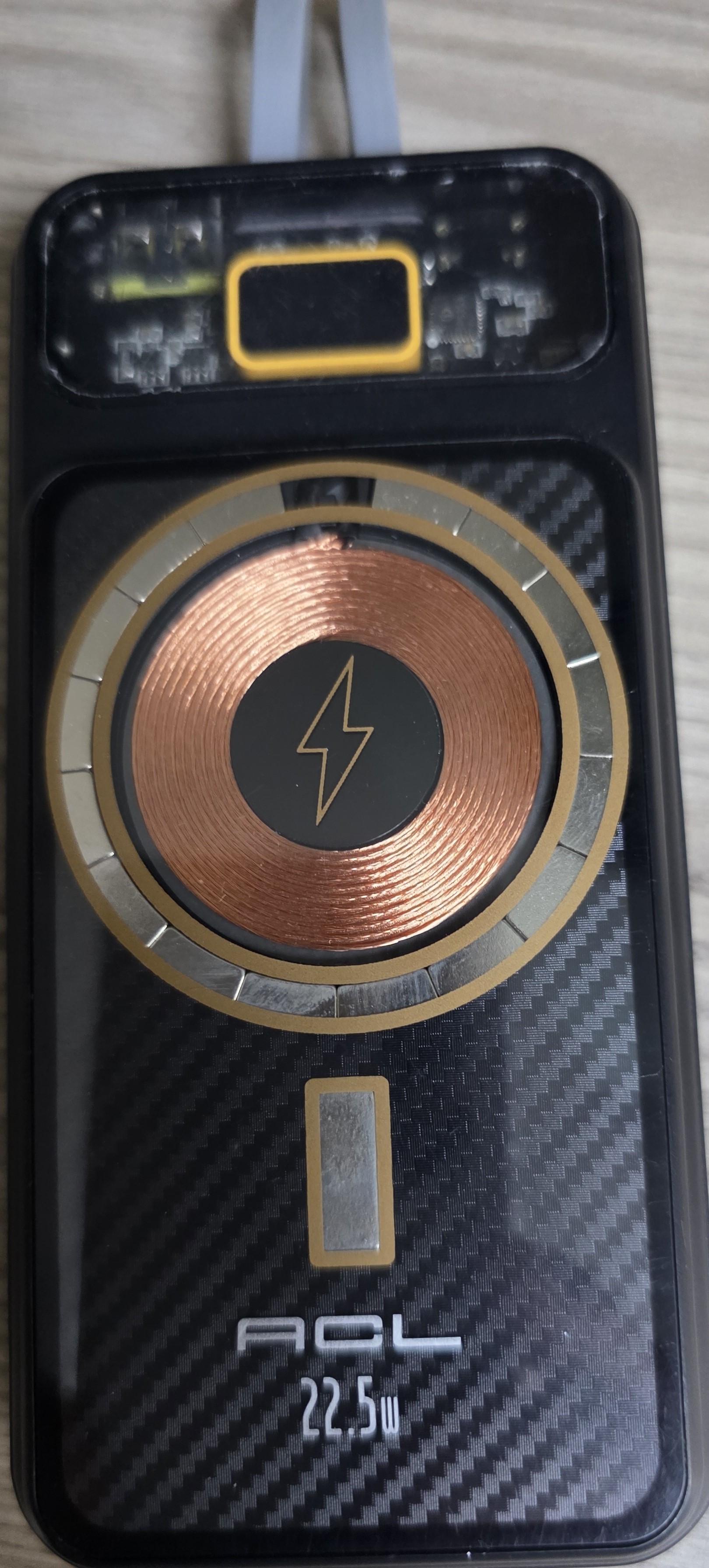 RCL 15W WİRELESS POWERBANK LİGHTNING/TYPE-C BUİLT-İN CABLE