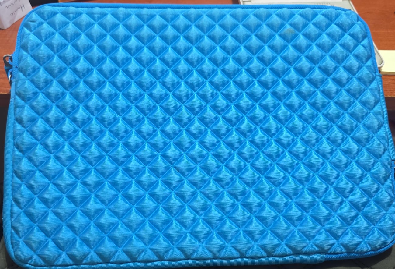 MAVİ TABLET ÇANTASI