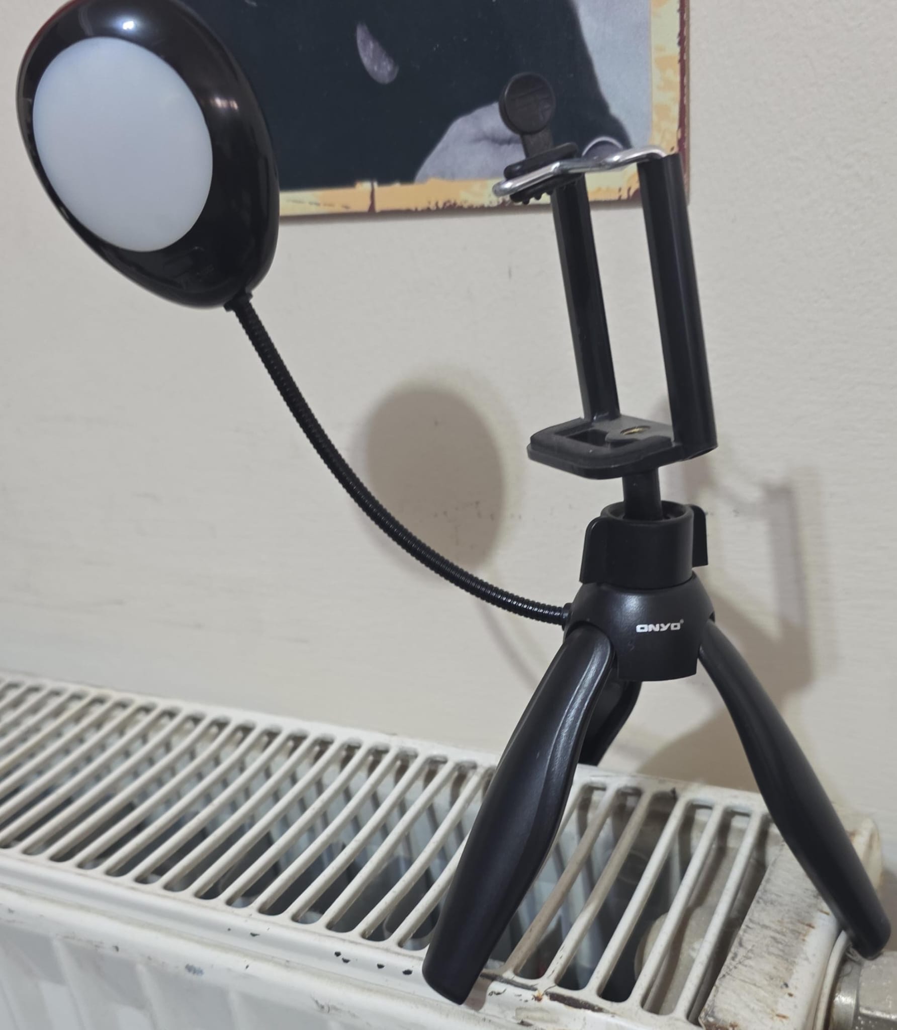 ONYO SELFIE IŞIKLI MİNİ TELEFON TRİPOD