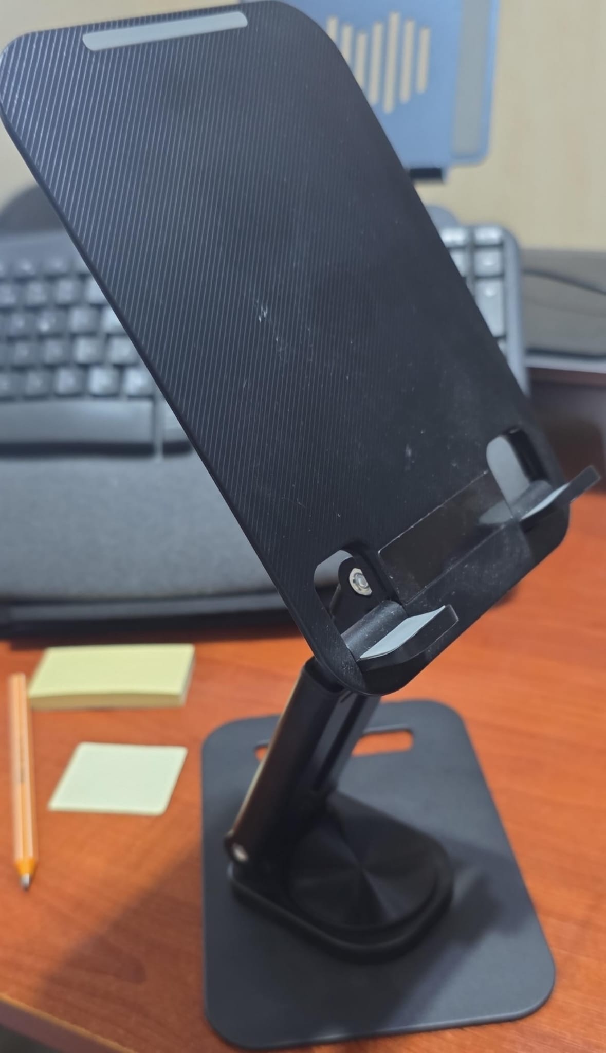 KATLANIR METAL 360 DERECE DÖNEBİLEN UZAYAN TABLET STANDI